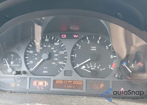 2004 BMW 325 из США, поврежденный, VIN WBAET37444NJ82623